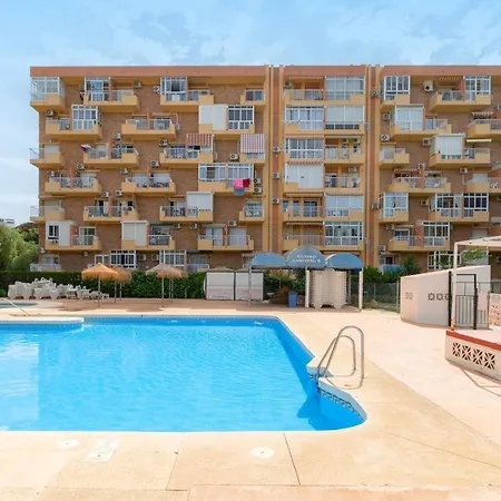 Vistas A Piscina Apartment Benalmadena