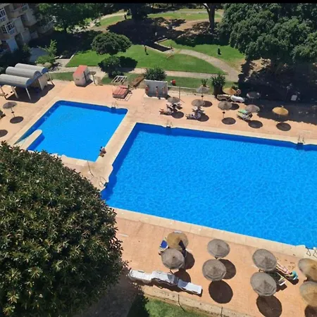 Vistas A Piscina Apartment *